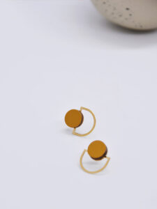 cometa small studs mustard